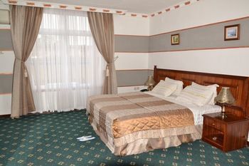 Venus Hotel Kinshasa Exterior photo